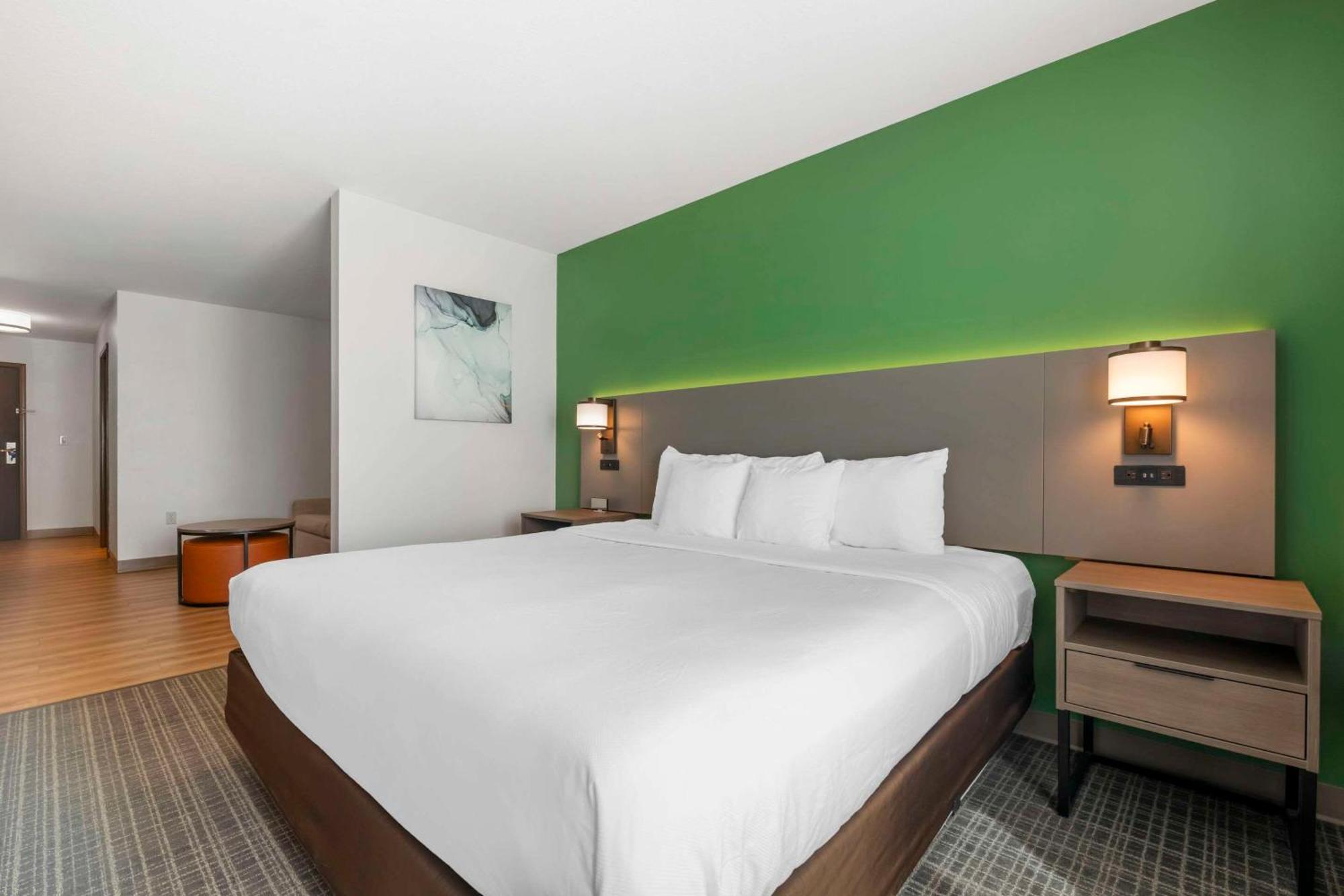Comfort Suites Conference Center Rapid City Exteriör bild