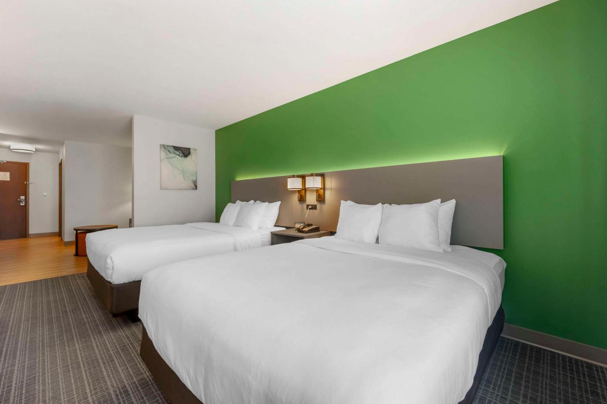 Comfort Suites Conference Center Rapid City Exteriör bild