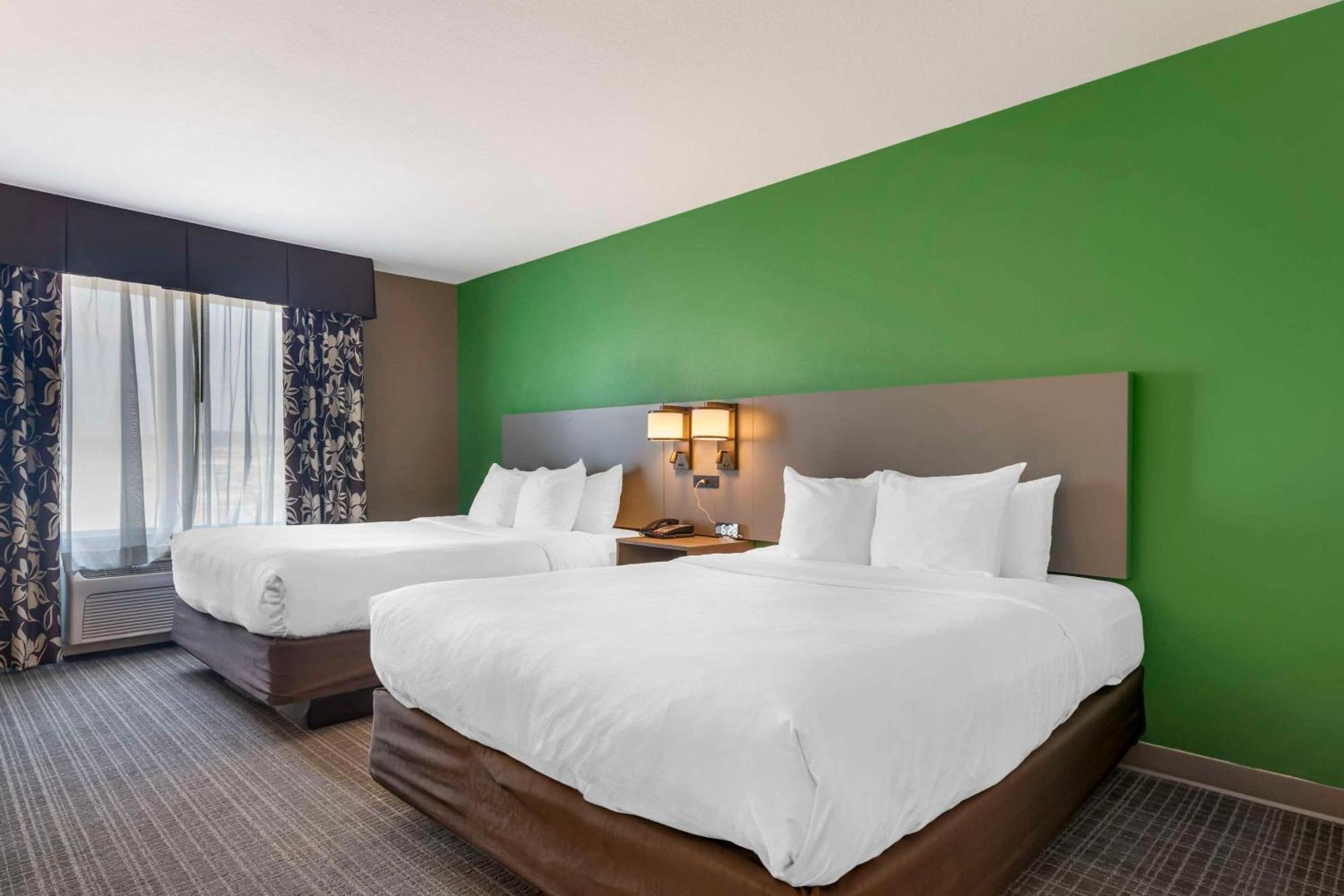 Comfort Suites Conference Center Rapid City Exteriör bild