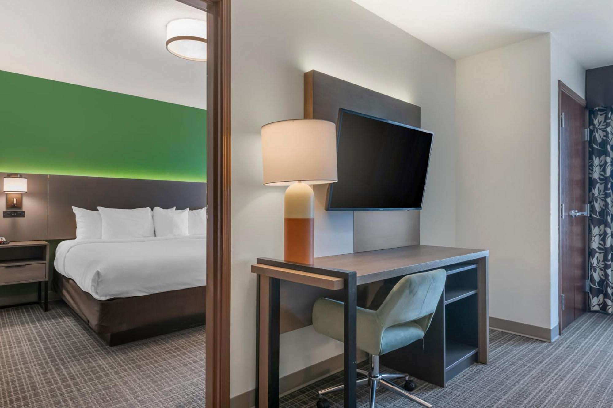 Comfort Suites Conference Center Rapid City Exteriör bild
