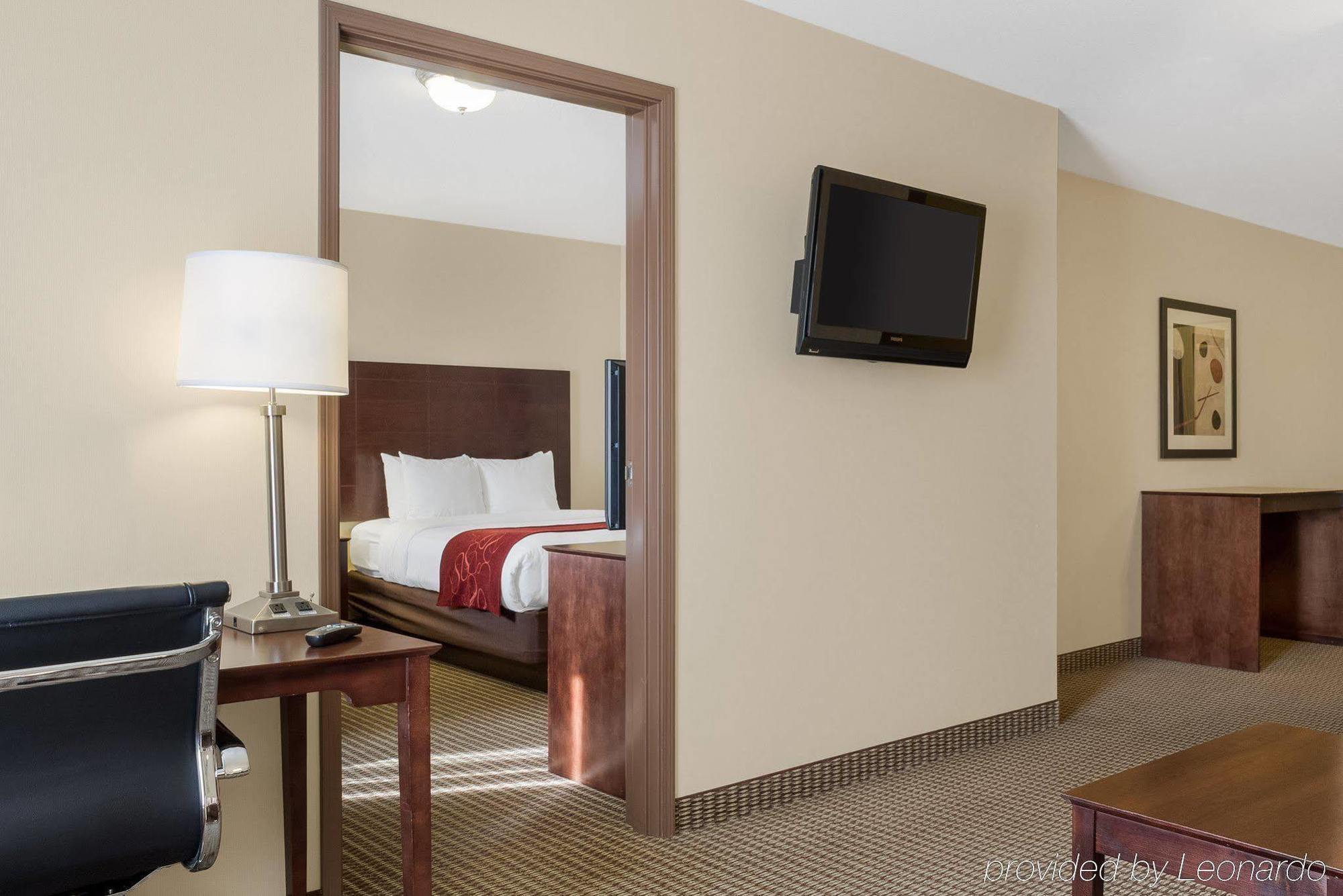 Comfort Suites Conference Center Rapid City Exteriör bild